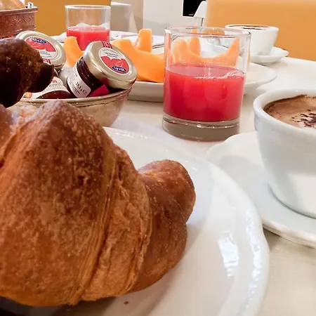 فندق Grand President 4*