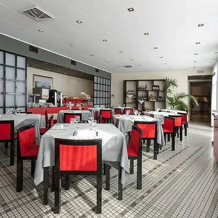 总统大酒店 4*